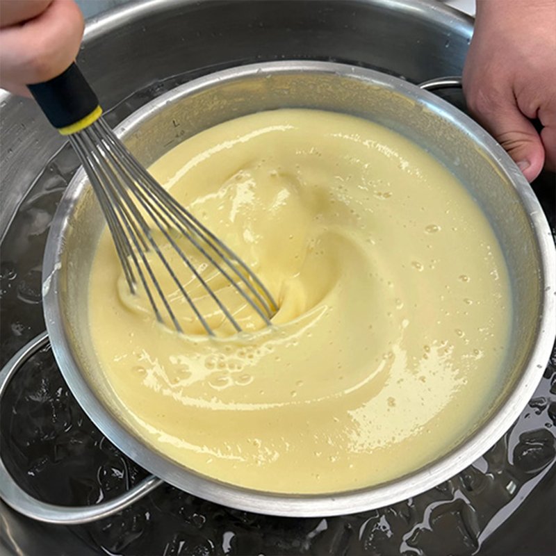 Our perfect sweetness and melting point is achieved by our sugar system